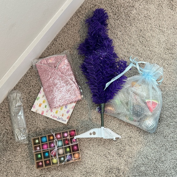Mini Purple Christmas Tree with Ornaments, Tree Skirt & LED Lights, New in Box! - Picture 1 of 3